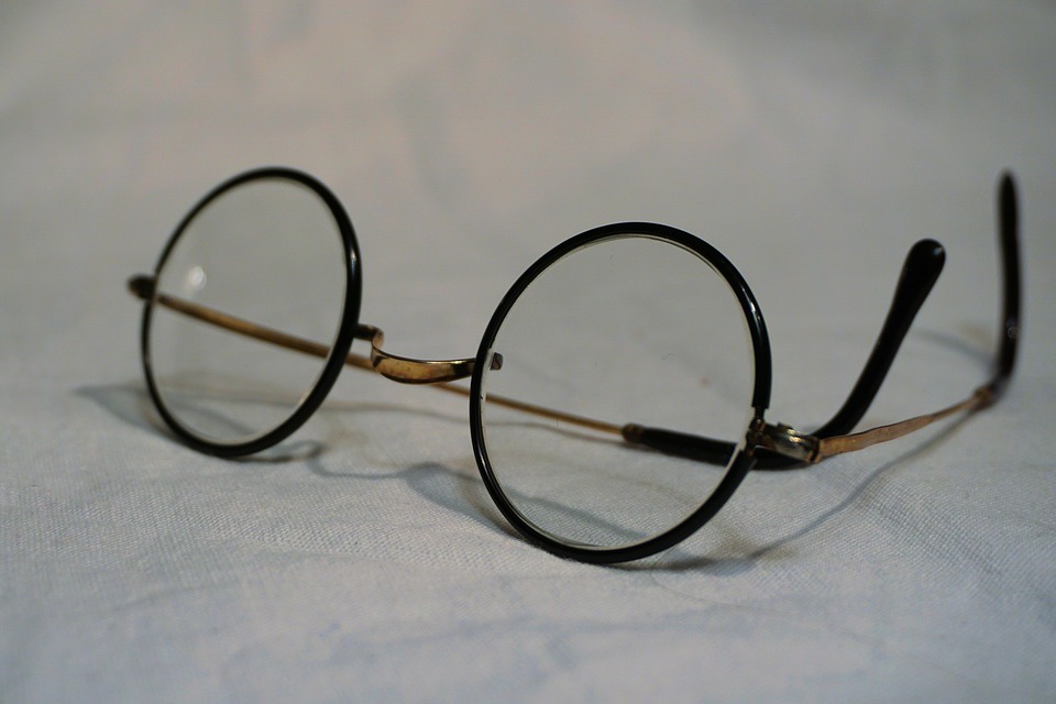 glasses-1097864_960_720